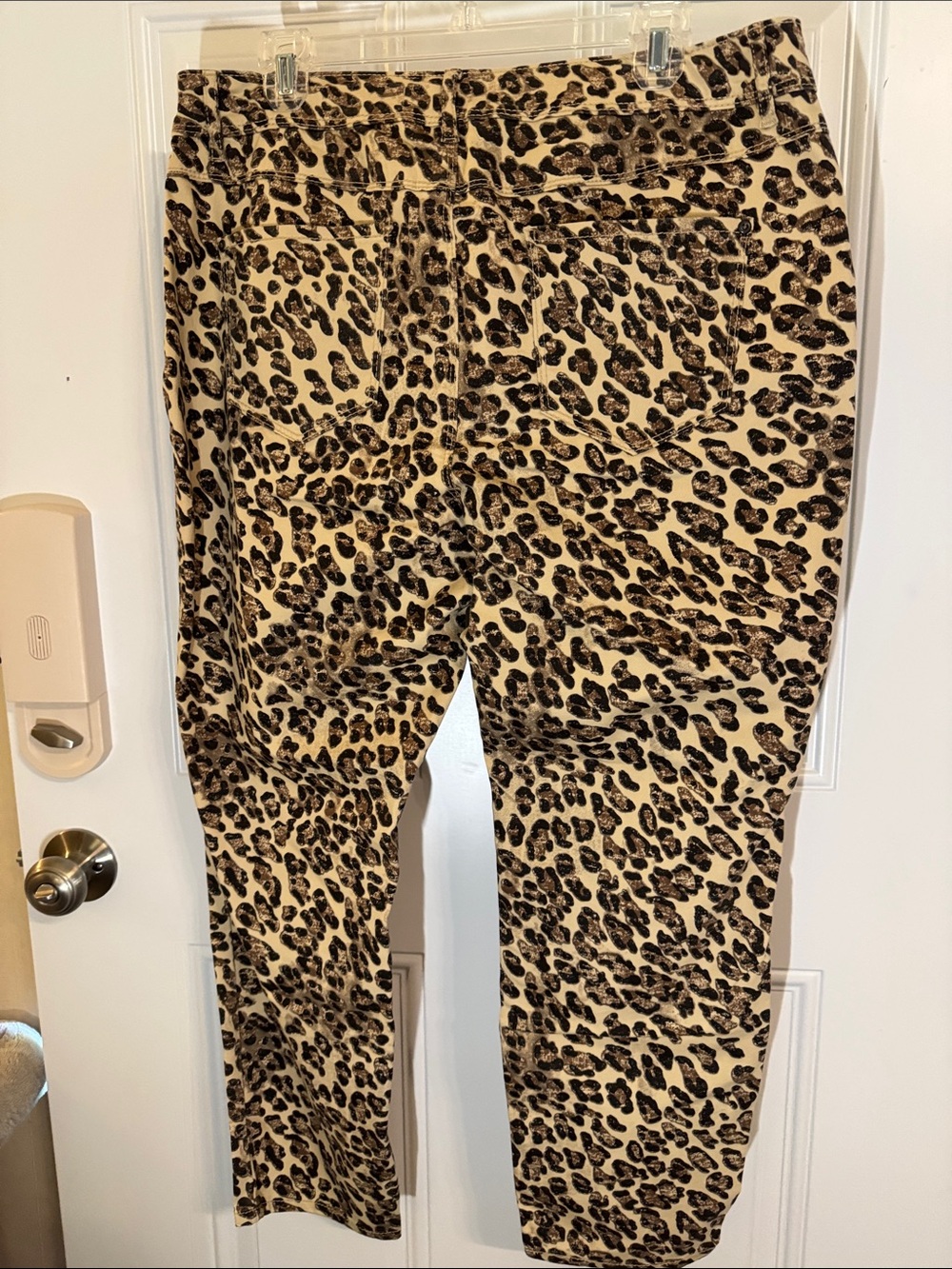Womans Leopard Print Capri Pants - Tan/Brown - Picture 3 of 3
